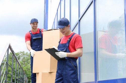 Transparent pricing for Hammersmith man and van moves in West London