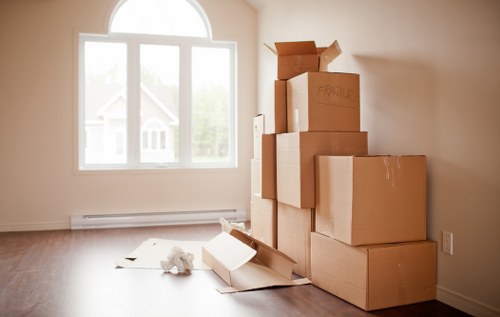 Local furniture removal service working near Hammersmith buildings